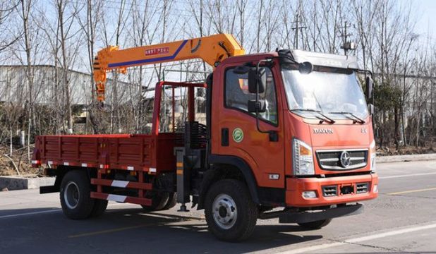 點(diǎn)擊查看詳細(xì)信息<br>標(biāo)題：3.2噸大運(yùn)隨車吊 閱讀次數(shù)：1987
