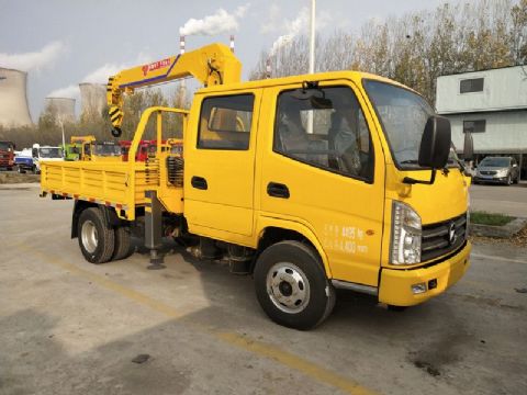 點(diǎn)擊查看詳細(xì)信息<br>標(biāo)題：凱馬雙排隨車吊 閱讀次數(shù)：2053