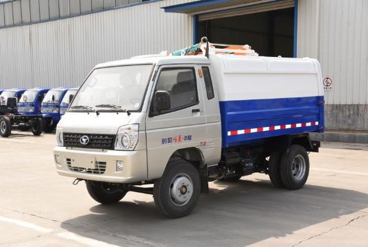 點(diǎn)擊查看詳細(xì)信息<br>標(biāo)題：4.5方汽油垃圾車 閱讀次數(shù)：2069