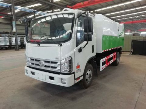 點(diǎn)擊查看詳細(xì)信息<br>標(biāo)題：9方柴油垃圾車 閱讀次數(shù)：3407